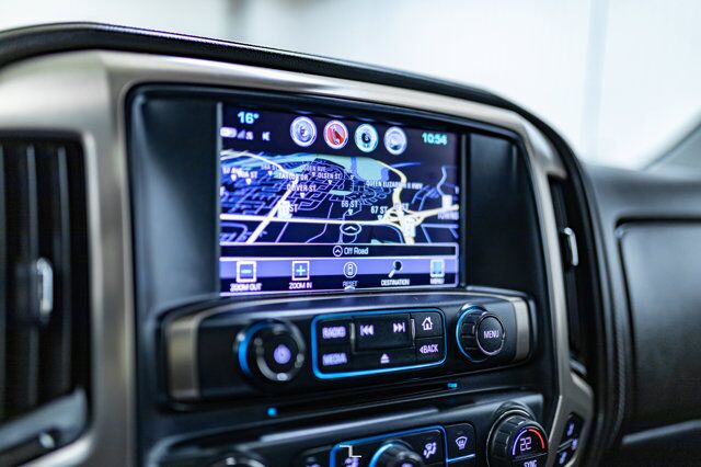 2018 GMC Sierra 1500 4x4 Crew Cab Denali Leather Roof Nav BCam Red Deer AB