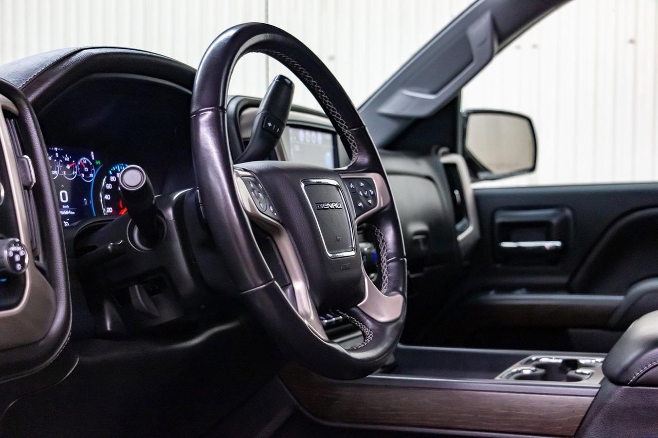 2018 GMC Sierra 1500 4x4 Crew Cab Denali Leather Roof Nav Red Deer AB