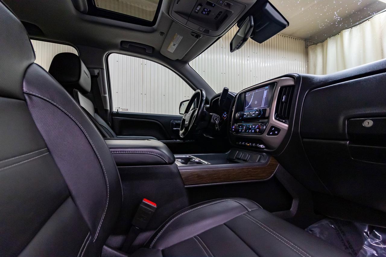 2018 GMC Sierra 1500 4x4 Crew Cab Denali Leather Roof Nav Red Deer AB