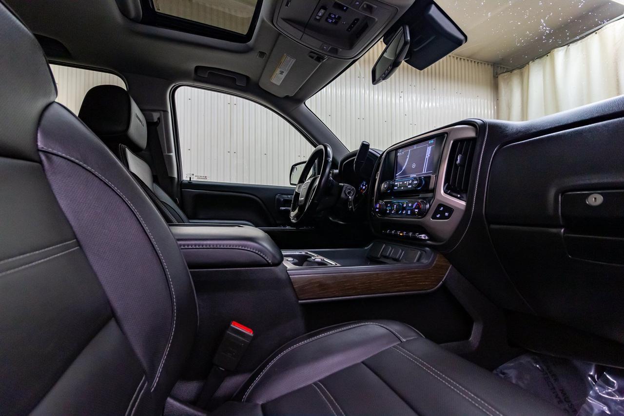 2018 GMC Sierra 1500 4x4 Crew Cab Denali Leather Roof Nav Red Deer AB