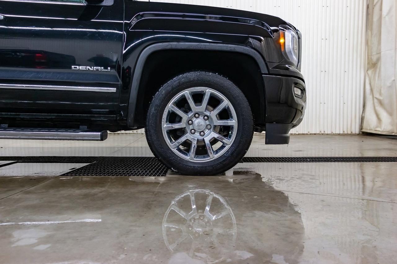 2018 GMC Sierra 1500 4x4 Crew Cab Denali Leather Roof Nav Red Deer AB