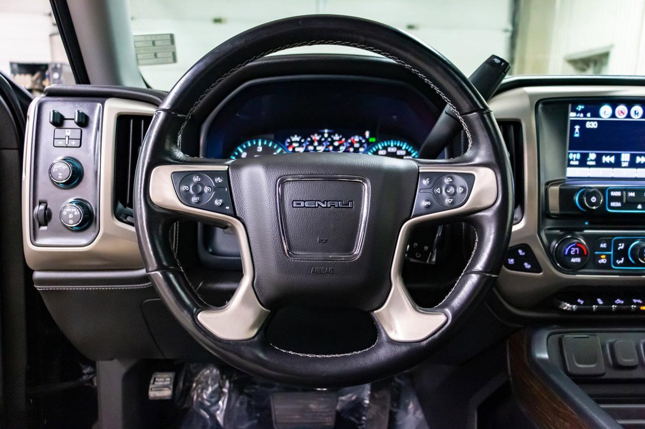 2018 GMC Sierra 1500 4x4 Crew Cab Denali Leather Roof Nav Red Deer AB