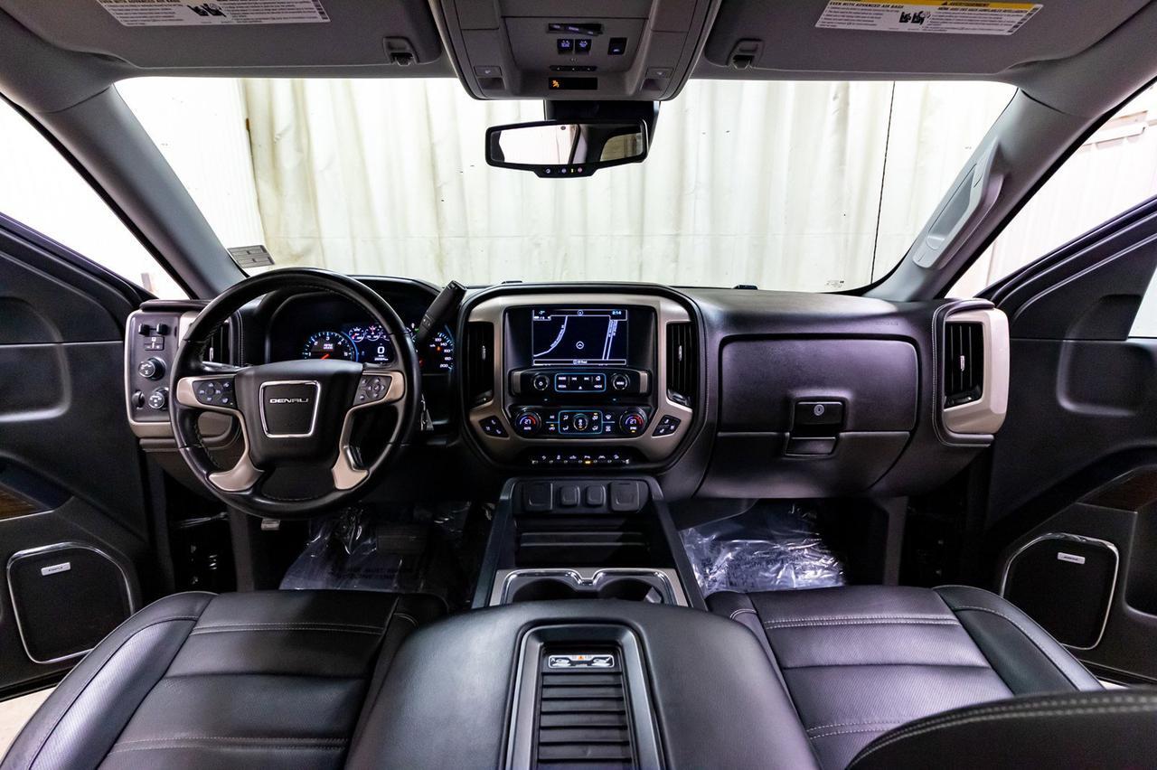 2018 GMC Sierra 1500 4x4 Crew Cab Denali Leather Roof Nav Red Deer AB