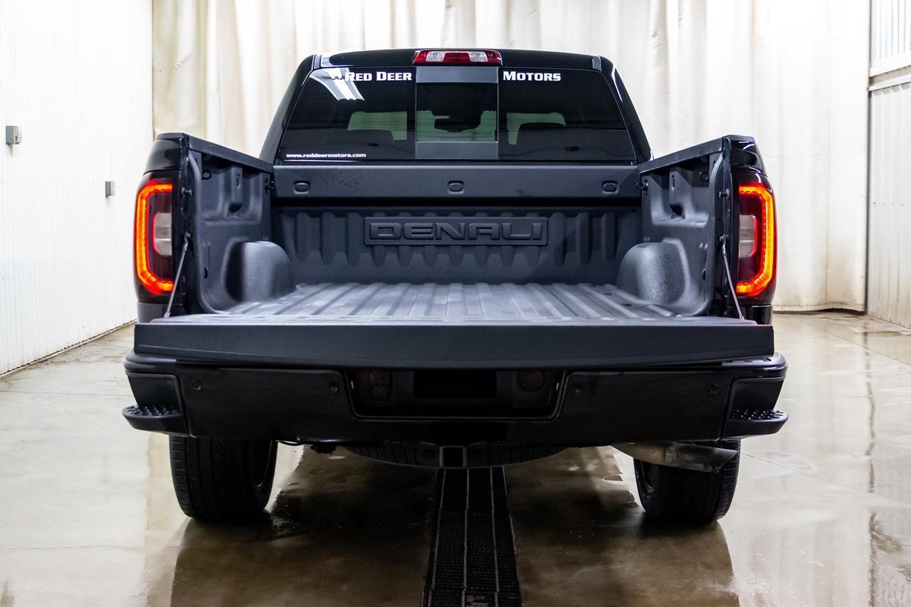 2018 GMC Sierra 1500 4x4 Crew Cab Denali Leather Roof Nav Red Deer AB