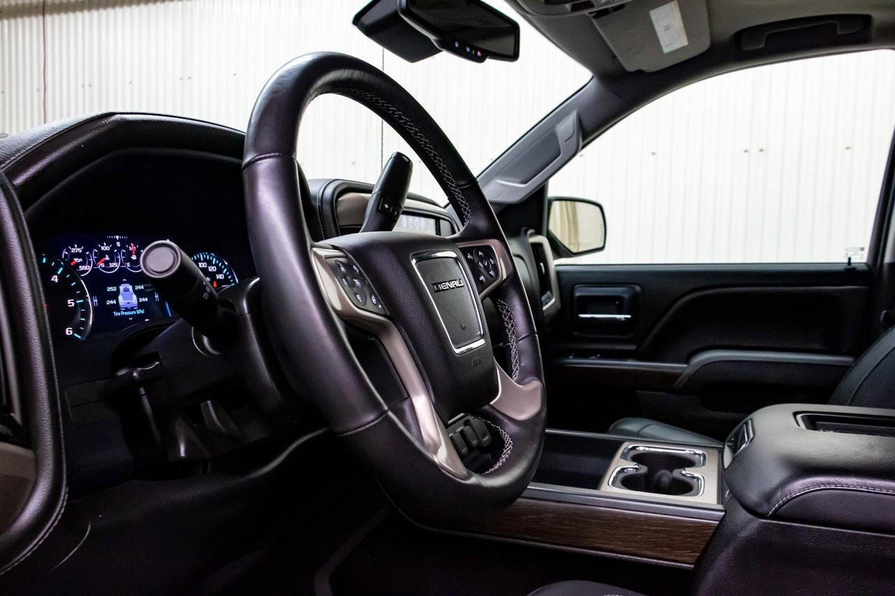 2018 GMC Sierra 1500 4x4 Crew Cab Denali Leather Roof Nav Red Deer AB