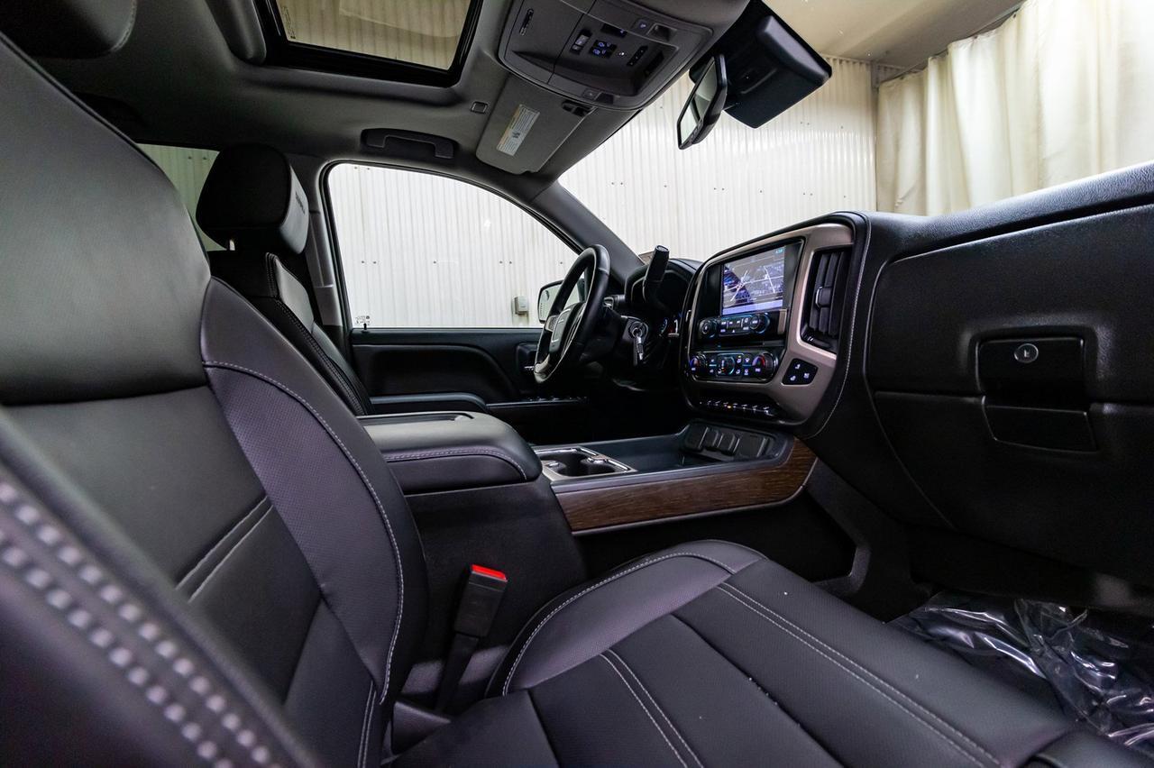 2018 GMC Sierra 1500 4x4 Crew Cab Denali Leather Roof Nav Red Deer AB