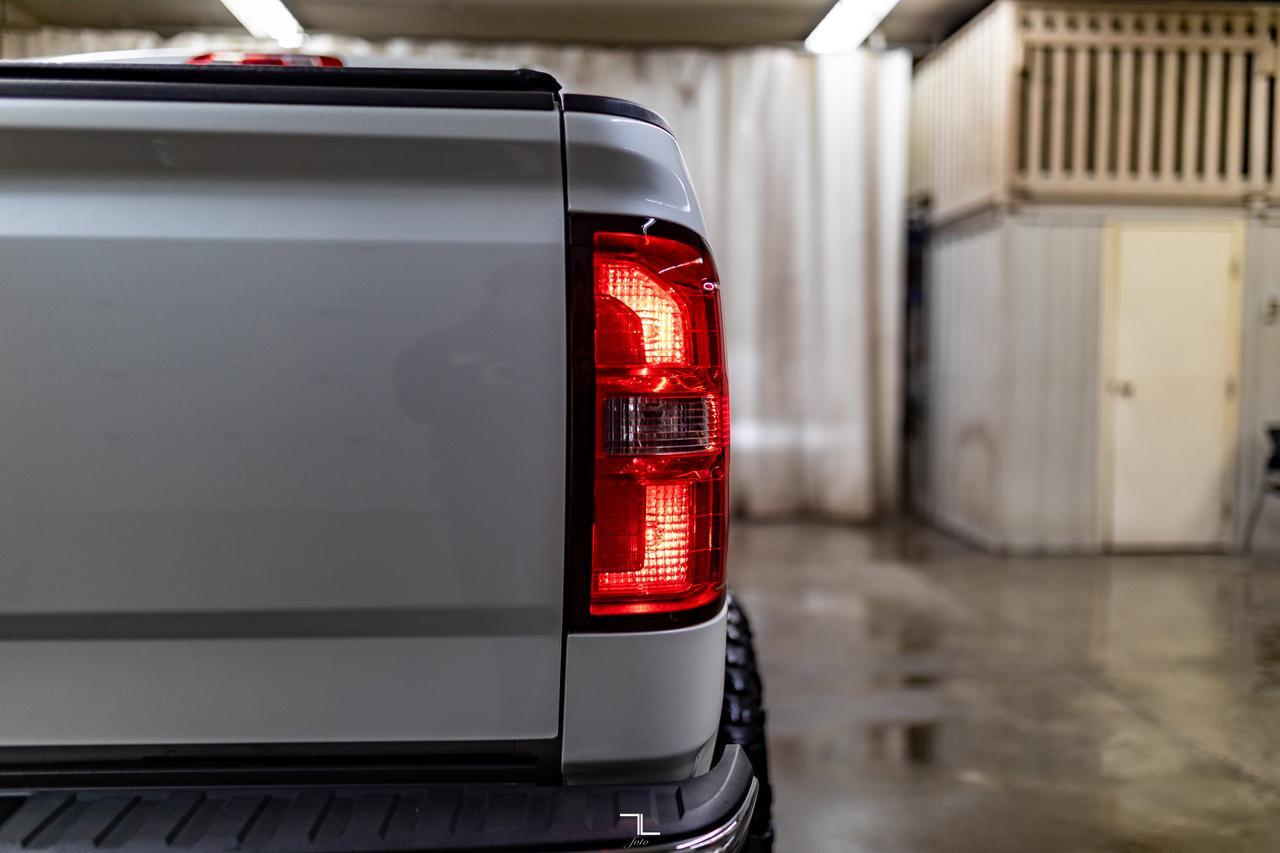 2018 GMC Sierra 1500 4x4 Crew Cab SLE 6" Lift PSeat BCam Red Deer AB