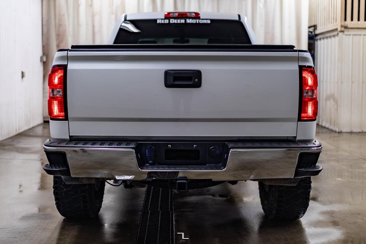 2018 GMC Sierra 1500 4x4 Crew Cab SLE 6" Lift PSeat BCam Red Deer AB