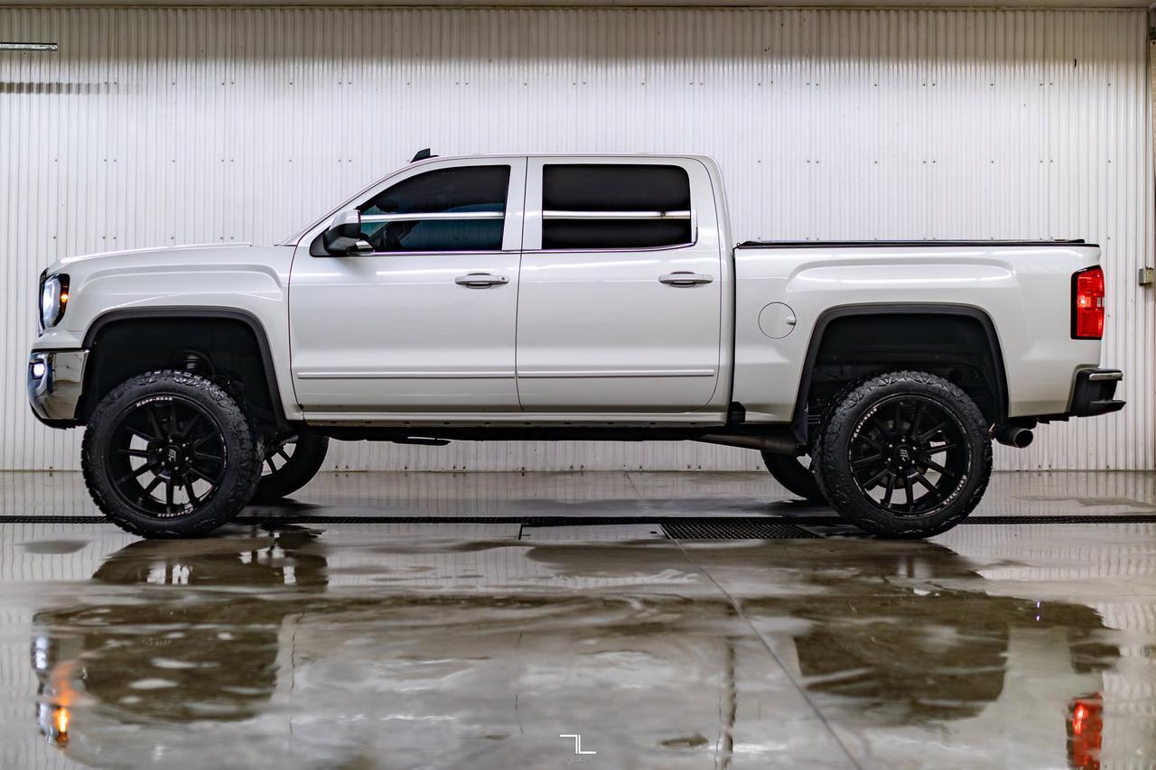 2018 GMC Sierra 1500 4x4 Crew Cab SLE 6" Lift PSeat BCam Red Deer AB