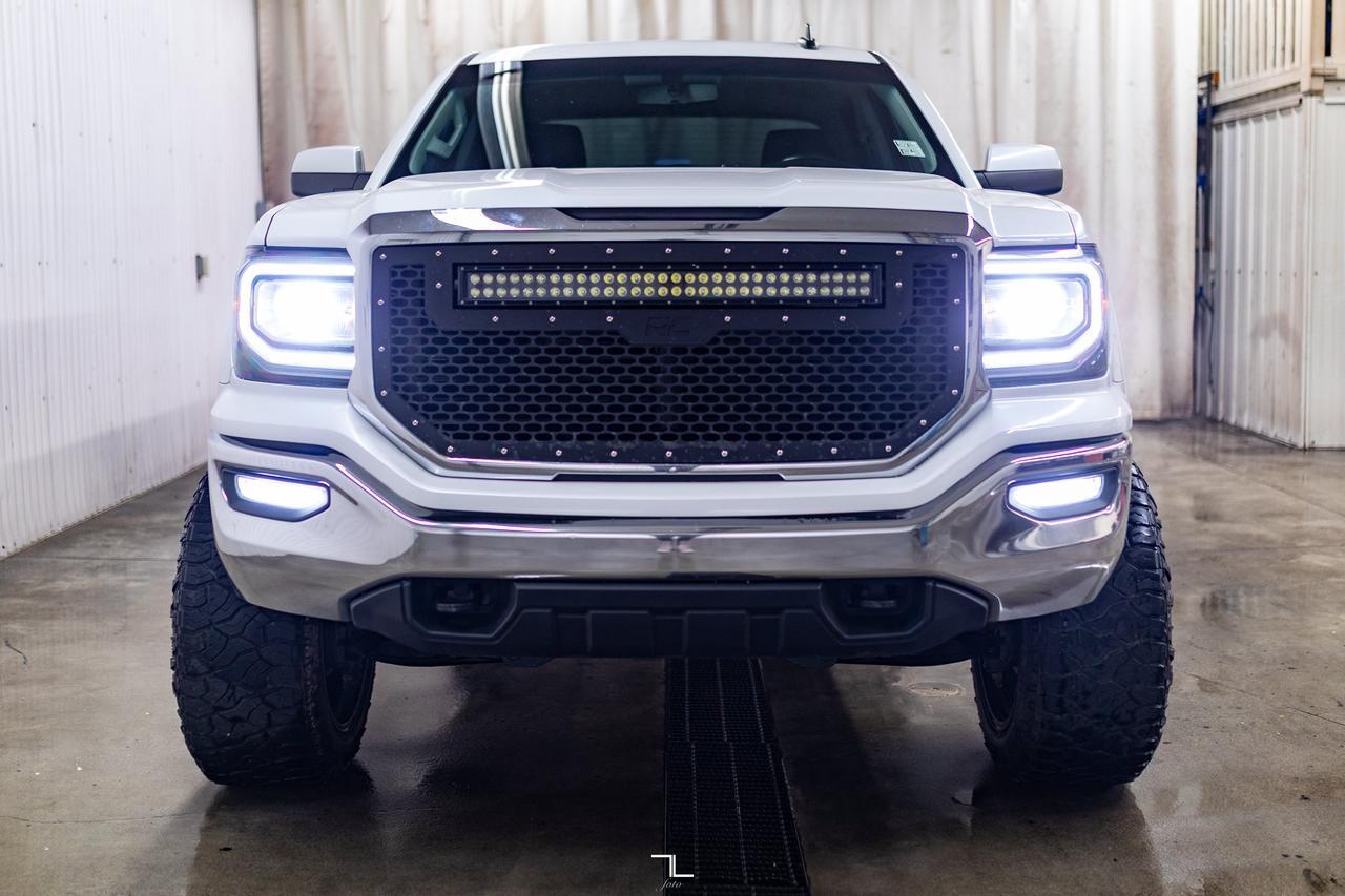 2018 GMC Sierra 1500 4x4 Crew Cab SLE 6" Lift PSeat BCam Red Deer AB