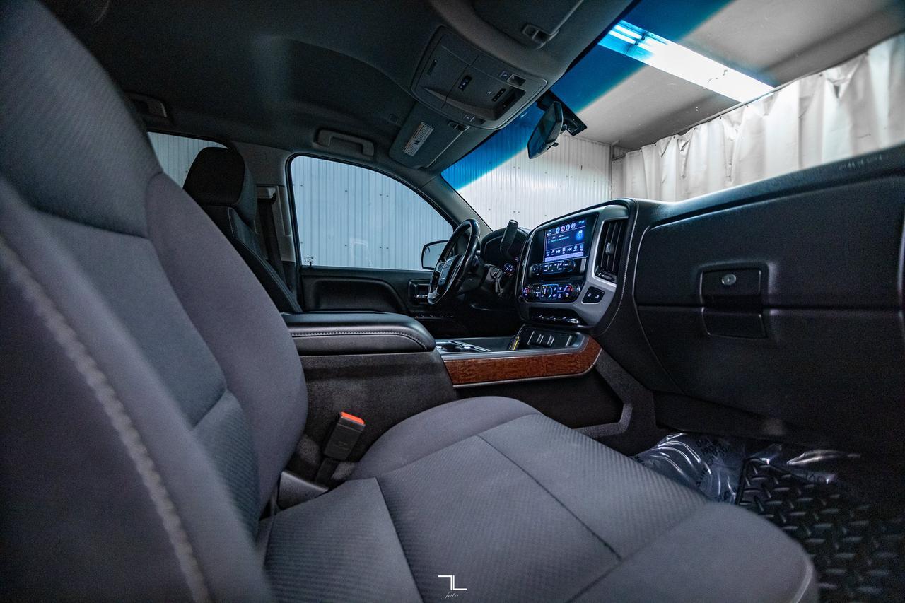 2018 GMC Sierra 1500 4x4 Crew Cab SLE 6" Lift PSeat BCam Red Deer AB