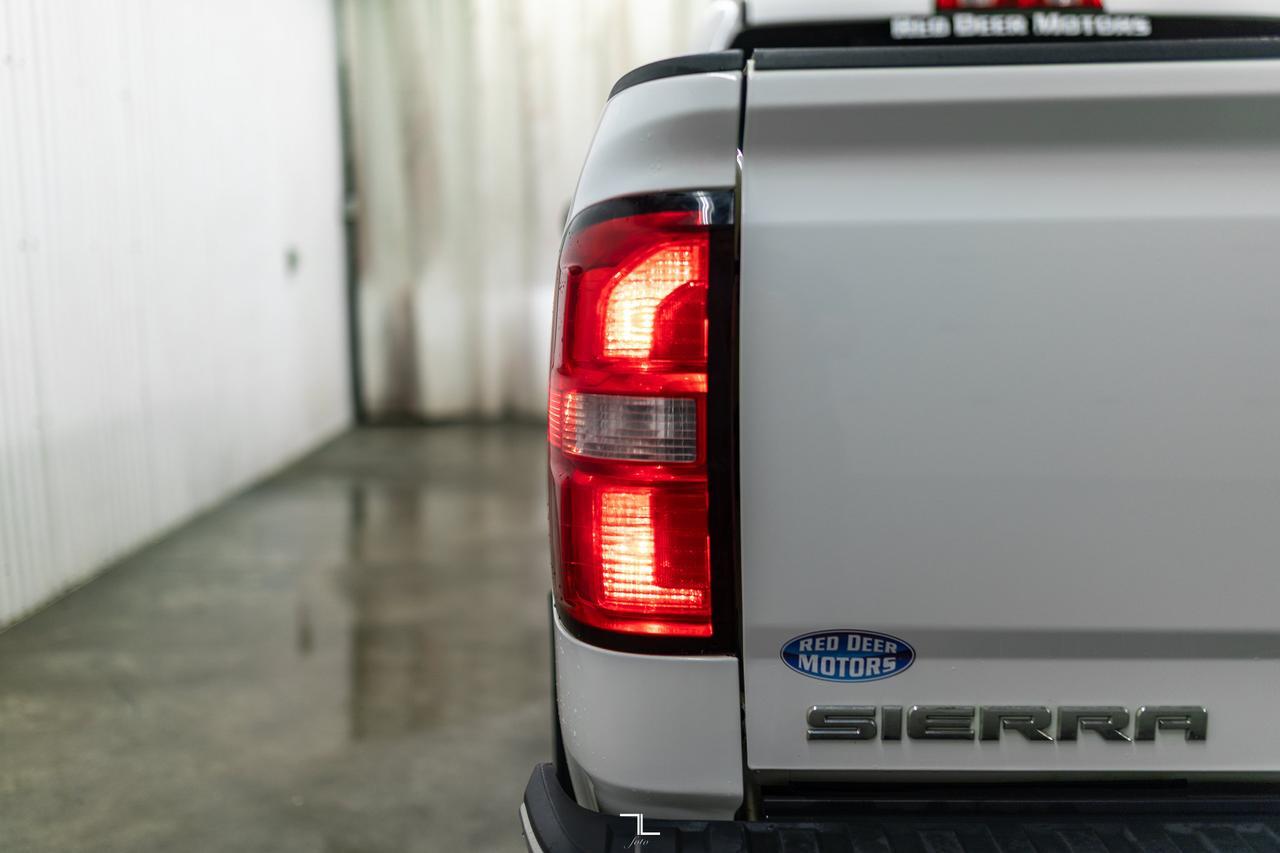 2018 GMC Sierra 1500 4x4 Crew Cab SLE BCam Red Deer AB