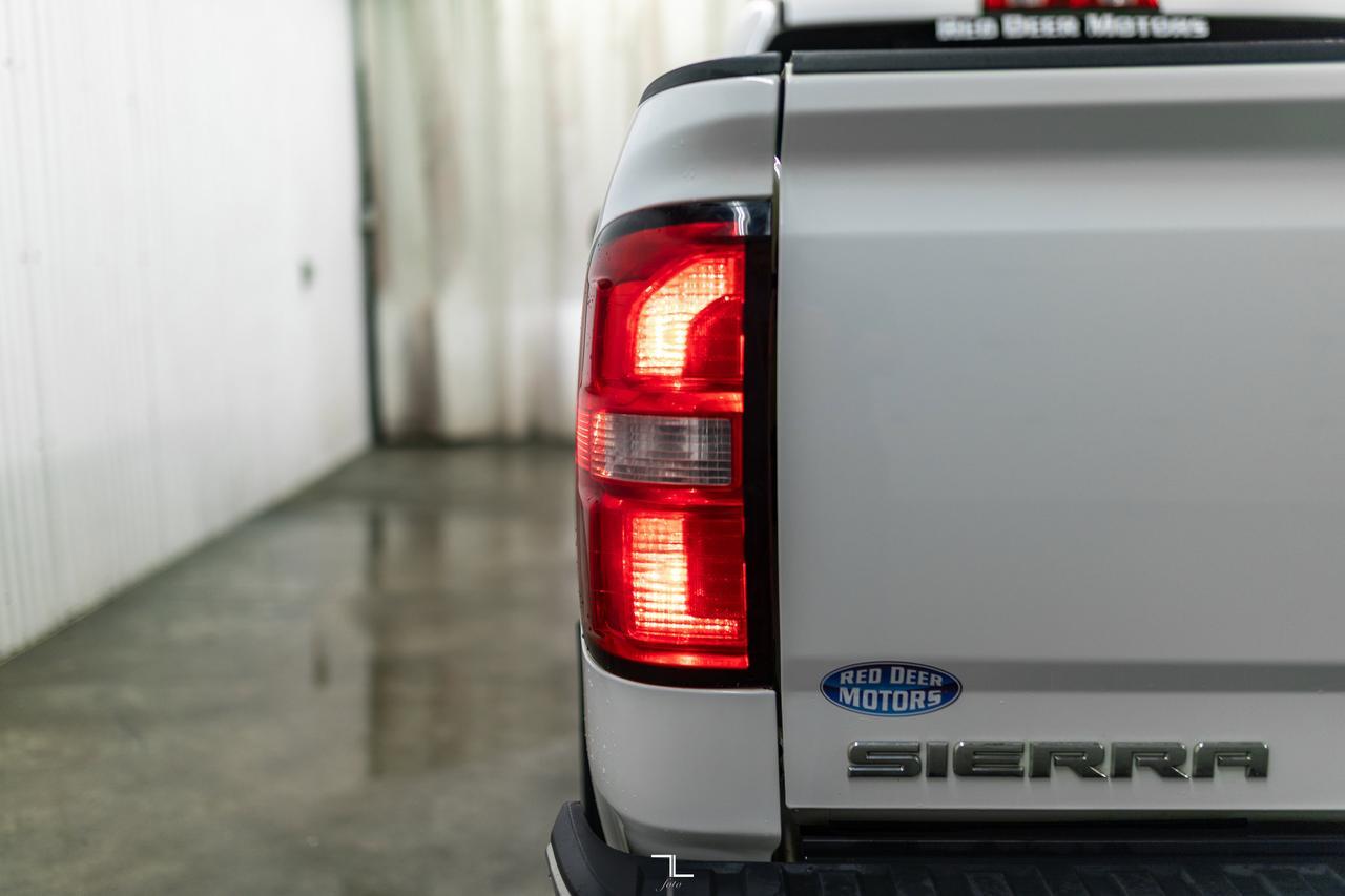 2018 GMC Sierra 1500 4x4 Crew Cab SLE BCam Red Deer AB