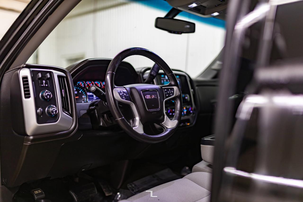 2018 GMC Sierra 1500 4x4 Crew Cab SLE Elevation BCam Red Deer AB