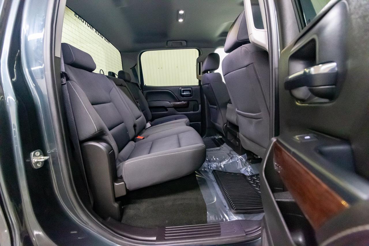 2018 GMC Sierra 1500 4x4 Crew Cab SLE Elevation BCam Red Deer AB