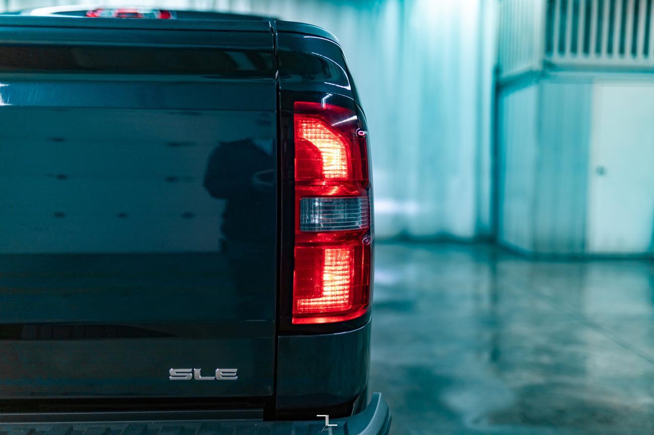 2018 GMC Sierra 1500 4x4 Crew Cab SLE Elevation PSeat BCam Red Deer AB