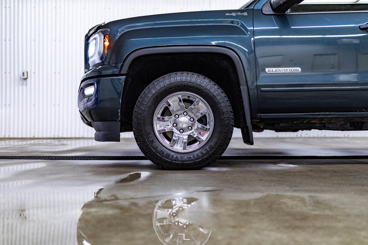 2018 GMC Sierra 1500 4x4 Crew Cab SLE Elevation PSeat BCam Red Deer AB