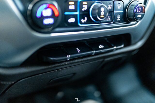 2018 GMC Sierra 1500 4x4 Crew Cab SLE Elevation PSeat BCam Red Deer AB