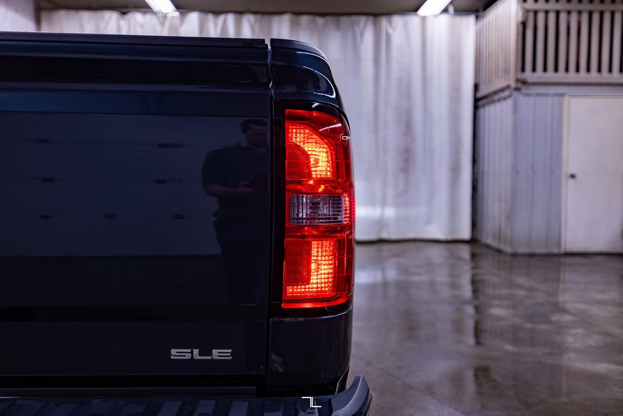 2018 GMC Sierra 1500 4x4 Crew Cab SLE Elevation PSeat BCam Red Deer AB