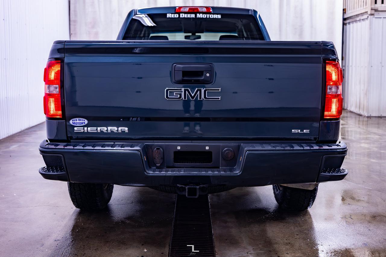 2018 GMC Sierra 1500 4x4 Crew Cab SLE Elevation PSeat BCam Red Deer AB