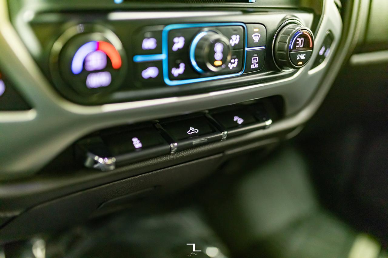 2018 GMC Sierra 1500 4x4 Crew Cab SLE Elevation Z71 BCam Red Deer AB