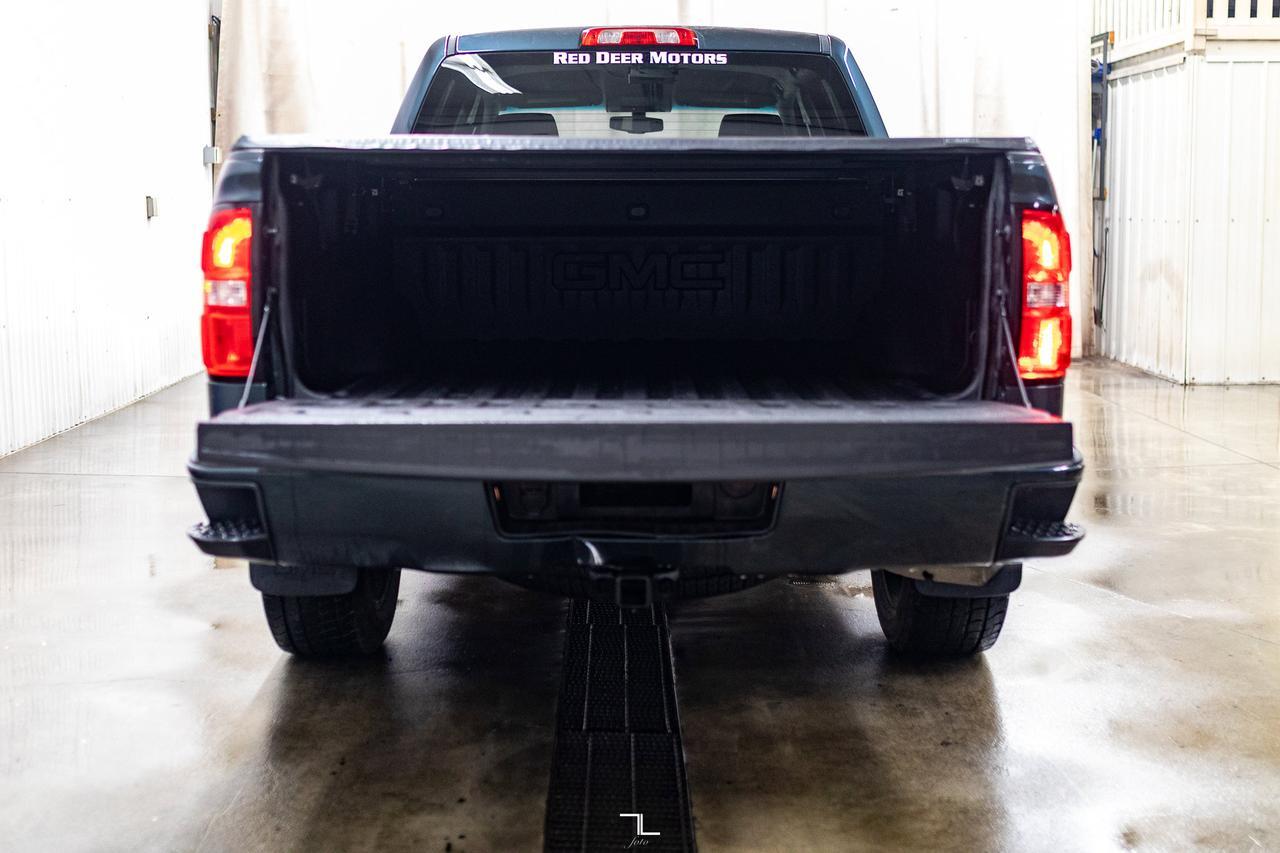 2018 GMC Sierra 1500 4x4 Crew Cab SLE Elevation Z71 BCam Red Deer AB