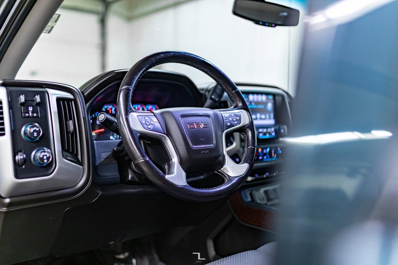 2018 GMC Sierra 1500 4x4 Crew Cab SLE Elevation Z71 BCam Red Deer AB