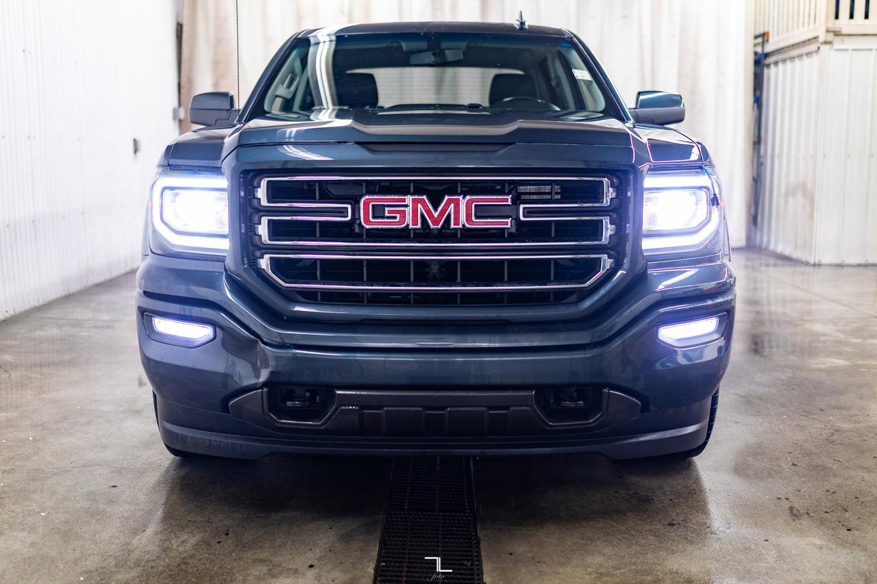 2018 GMC Sierra 1500 4x4 Crew Cab SLE Elevation Z71 BCam Red Deer AB