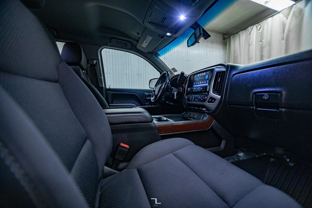 2018 GMC Sierra 1500 4x4 Crew Cab SLE Elevation Z71 BCam Red Deer AB