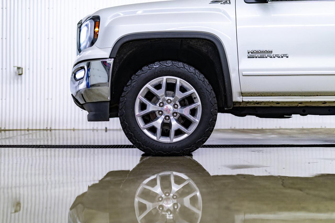 2018 GMC Sierra 1500 4x4 Crew Cab SLE Kodiak BCam Red Deer AB