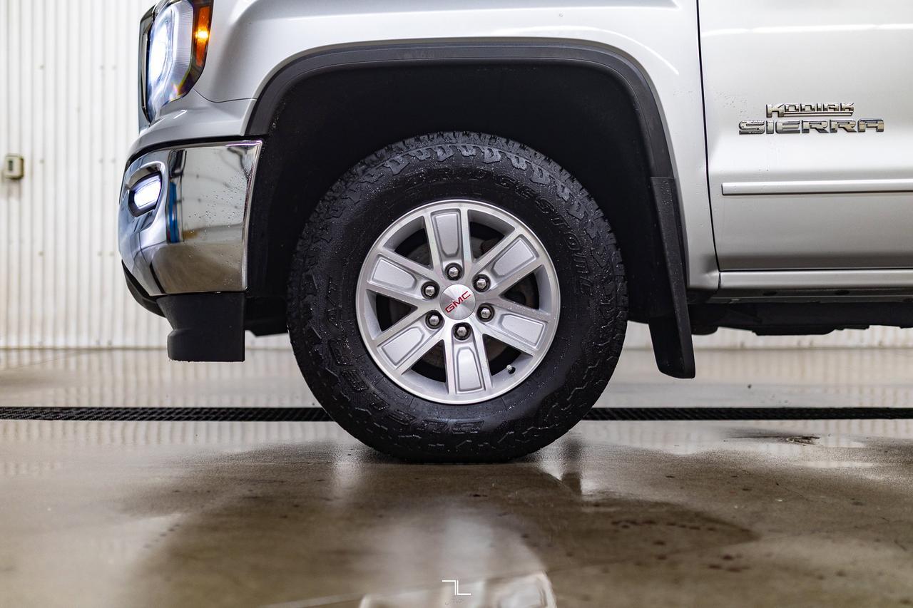 2018 GMC Sierra 1500 4x4 Crew Cab SLE Kodiak Longbox PSeat BCam Red Deer AB