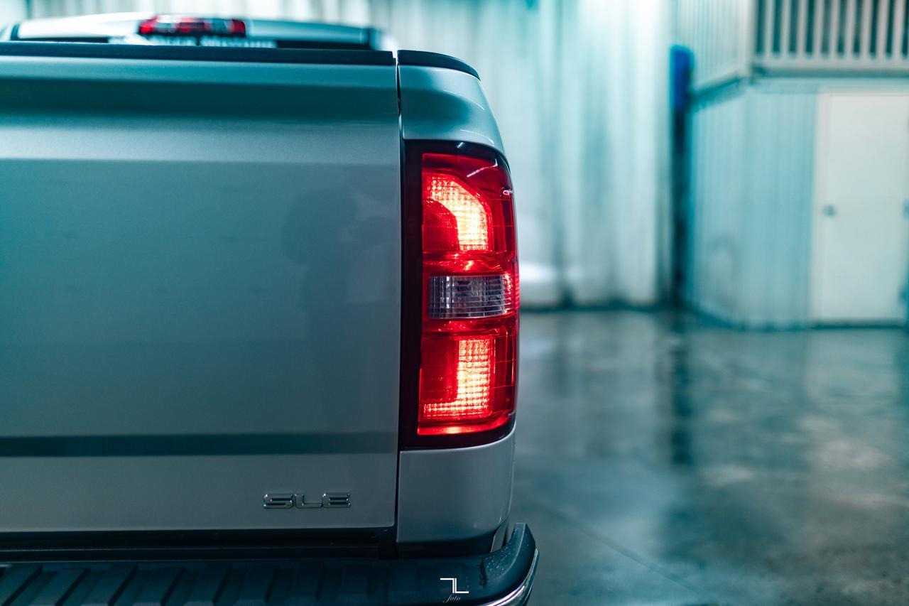 2018 GMC Sierra 1500 4x4 Crew Cab SLE Kodiak Longbox PSeat BCam Red Deer AB