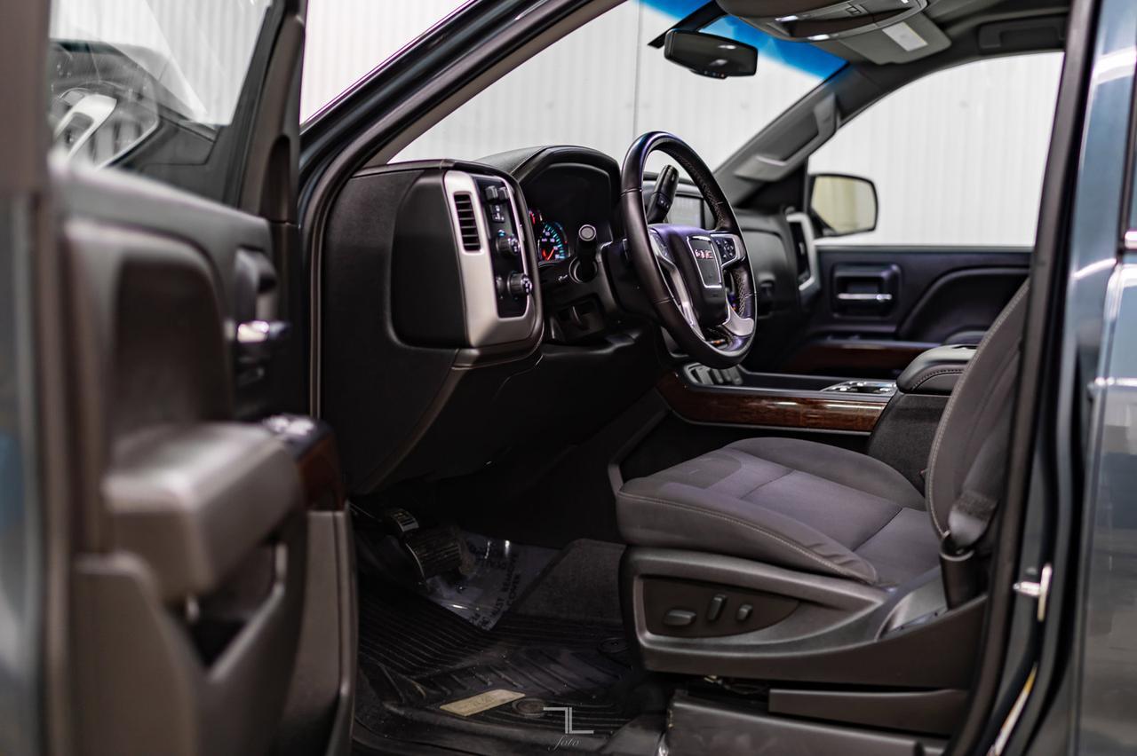 2018 GMC Sierra 1500 4x4 Crew Cab SLE Z71 BCam 22&quot; Wheels Red Deer AB