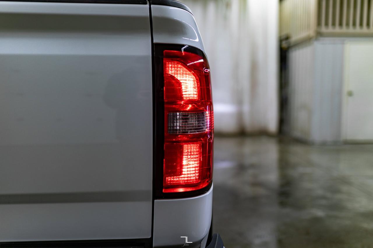 2018 GMC Sierra 1500 4x4 Crew Cab SLE Z71 BCam Red Deer AB