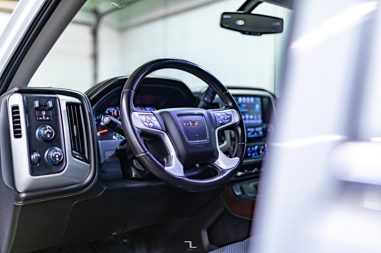 2018 GMC Sierra 1500 4x4 Crew Cab SLE Z71 BCam Red Deer AB