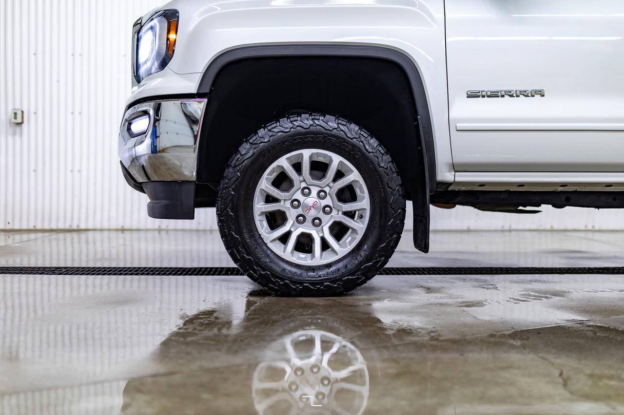 2018 GMC Sierra 1500 4x4 Crew Cab SLE Z71 BCam Red Deer AB