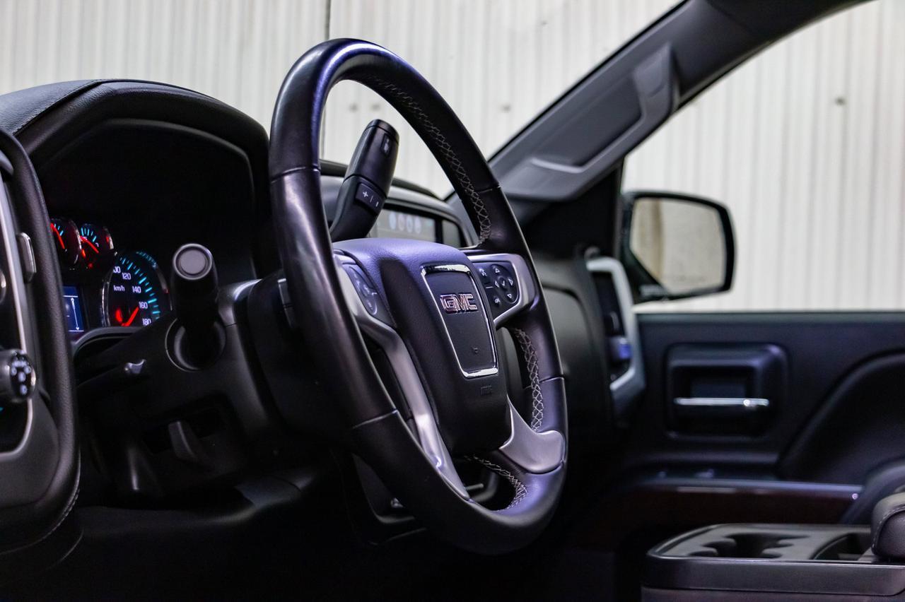 2018 GMC Sierra 1500 4x4 Crew Cab SLE Z71 BCam Red Deer AB