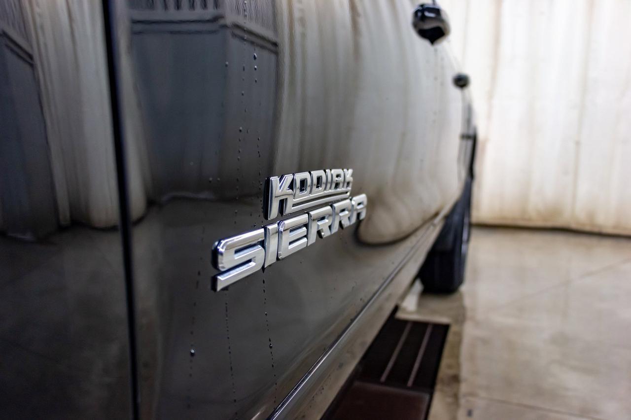 2018 GMC Sierra 1500 4x4 Crew Cab SLE Z71 Kodiak BCam Red Deer AB