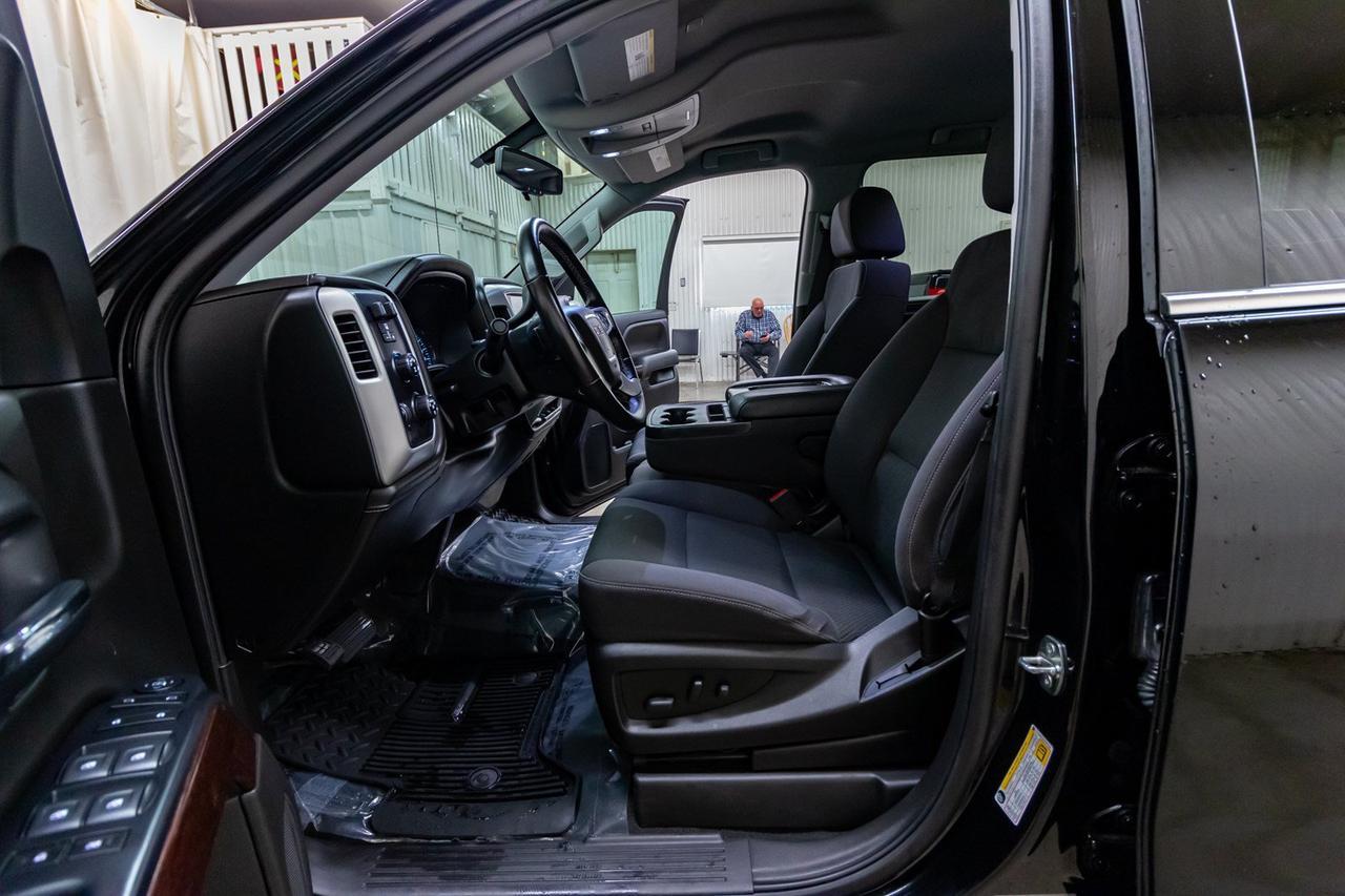 2018 GMC Sierra 1500 4x4 Crew Cab SLE Z71 Kodiak BCam Red Deer AB