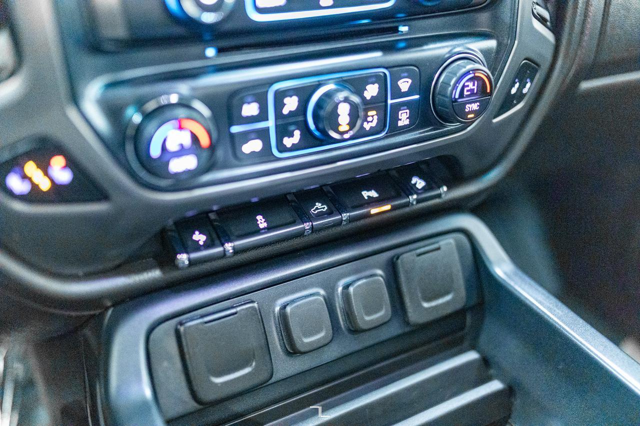 2018 GMC Sierra 1500 4x4 Crew Cab SLT All Terrain Leather Roof BCam Red Deer AB