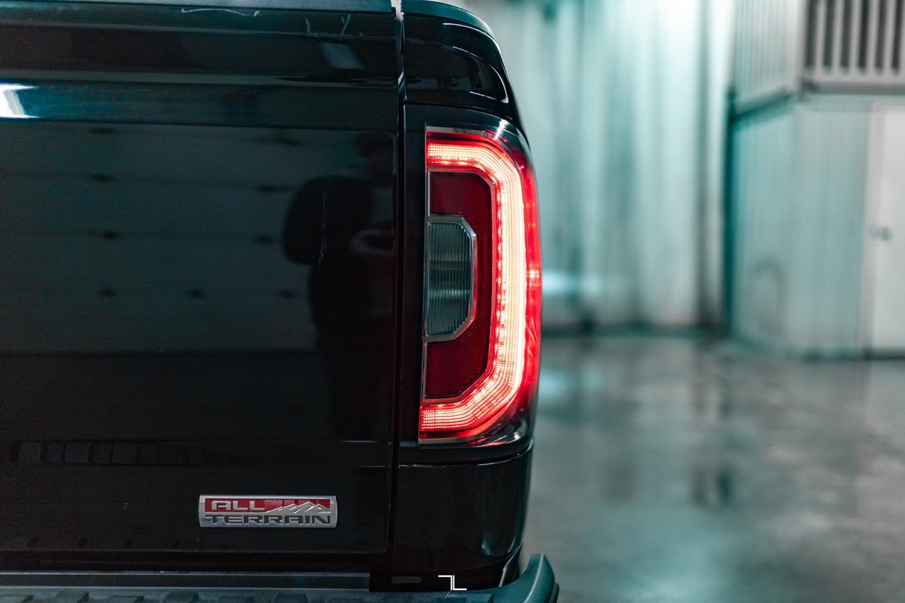 2018 GMC Sierra 1500 4x4 Crew Cab SLT All Terrain Leather Roof BCam Red Deer AB