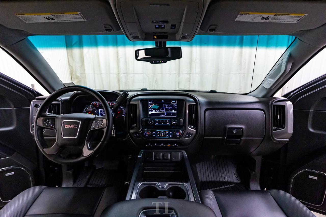 2018 GMC Sierra 1500 4x4 Crew Cab SLT All Terrain Leather Roof Nav Red Deer AB