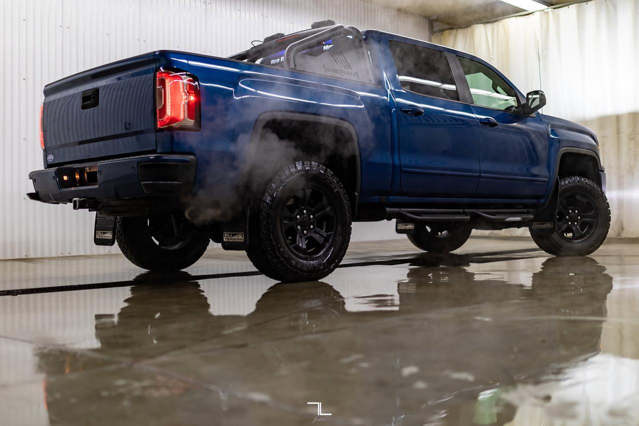 2018 GMC Sierra 1500 4x4 Crew Cab SLT All Terrain X Leather Roof Nav BCam Red Deer AB