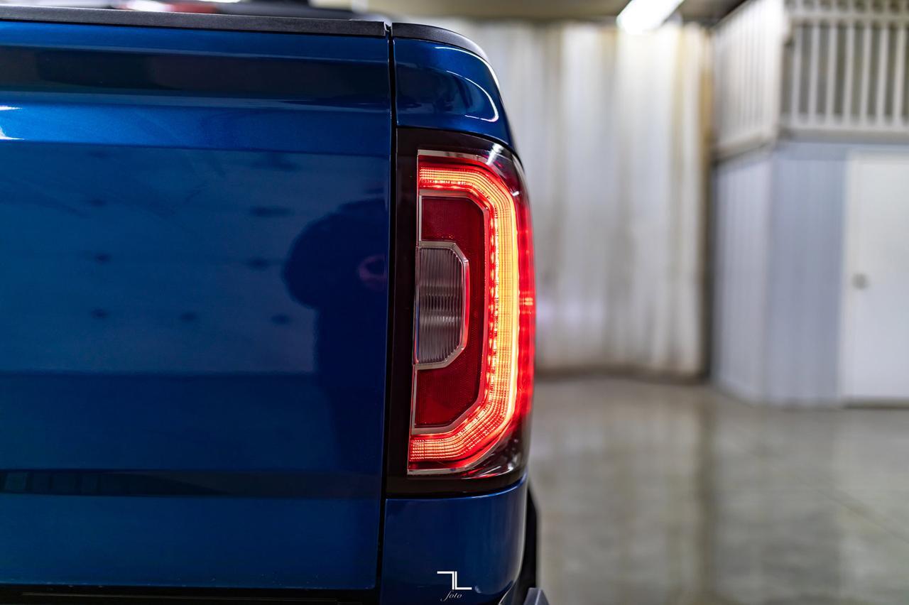 2018 GMC Sierra 1500 4x4 Crew Cab SLT All Terrain X Leather Roof Nav BCam Red Deer AB