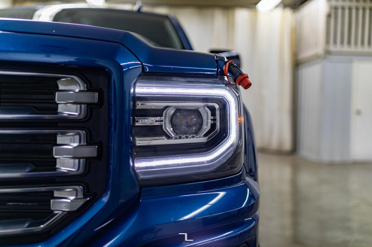 2018 GMC Sierra 1500 4x4 Crew Cab SLT All Terrain X Leather Roof Nav BCam Red Deer AB