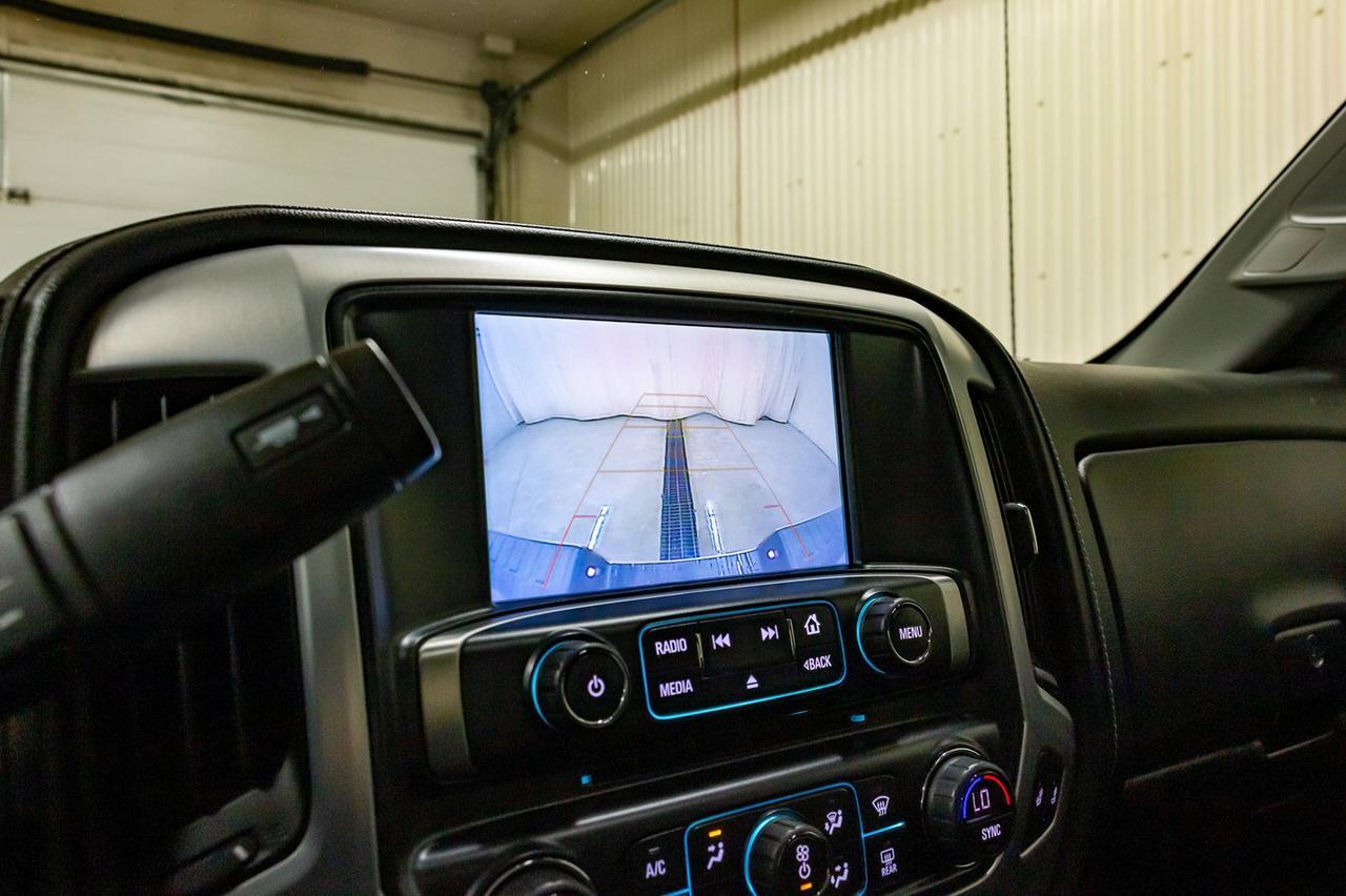 2018 GMC Sierra 1500 4x4 Crew Cab SLT LWB Leather Roof Nav Red Deer AB