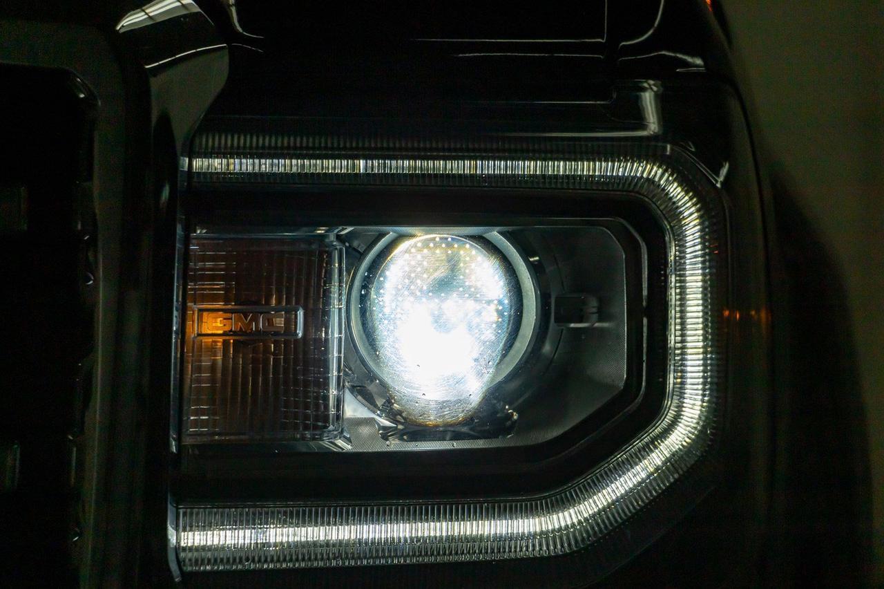 2018 GMC Sierra 1500 4x4 Crew Cab SLT LWB Leather Roof Nav Red Deer AB