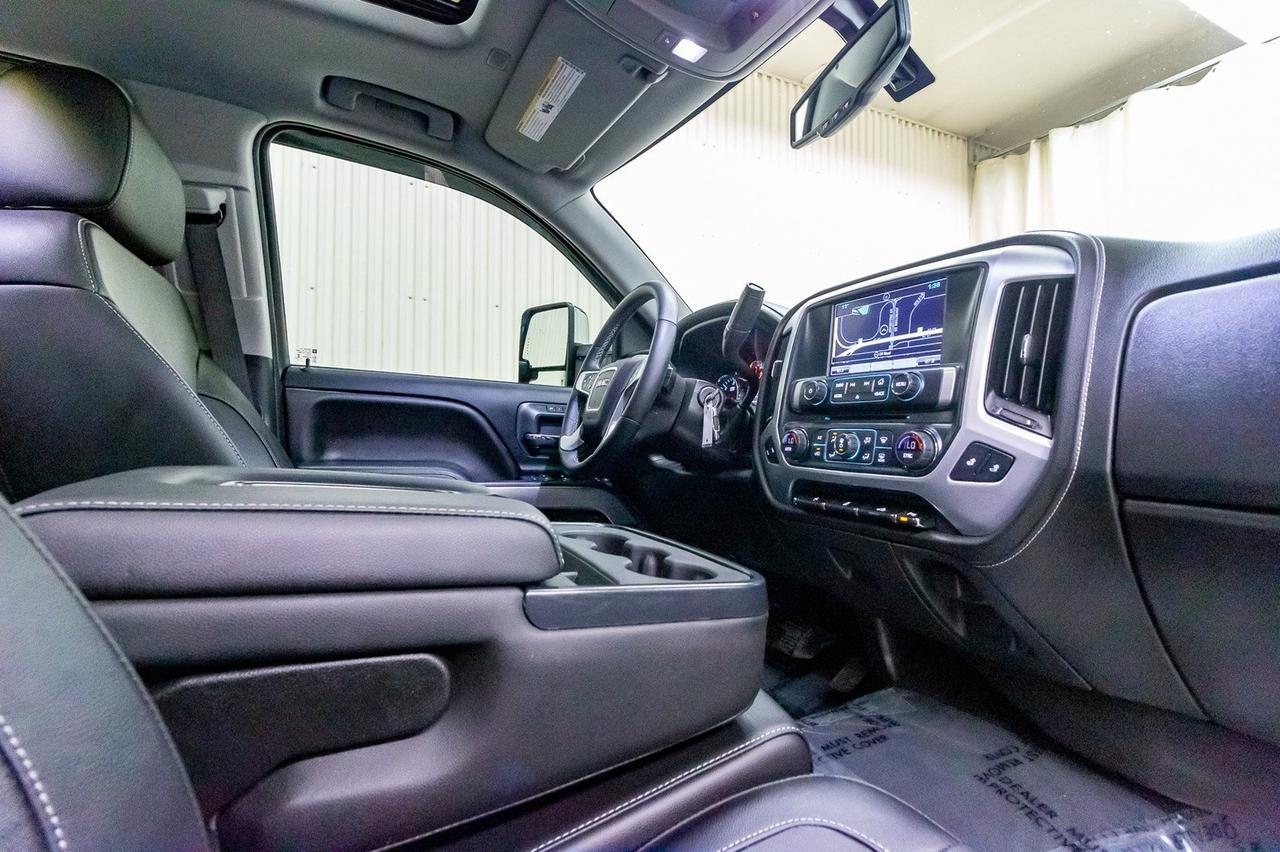 2018 GMC Sierra 1500 4x4 Crew Cab SLT LWB Leather Roof Nav Red Deer AB