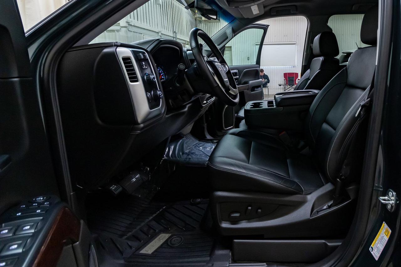 2018 GMC Sierra 1500 4x4 Crew Cab SLT Leather BCam Red Deer AB