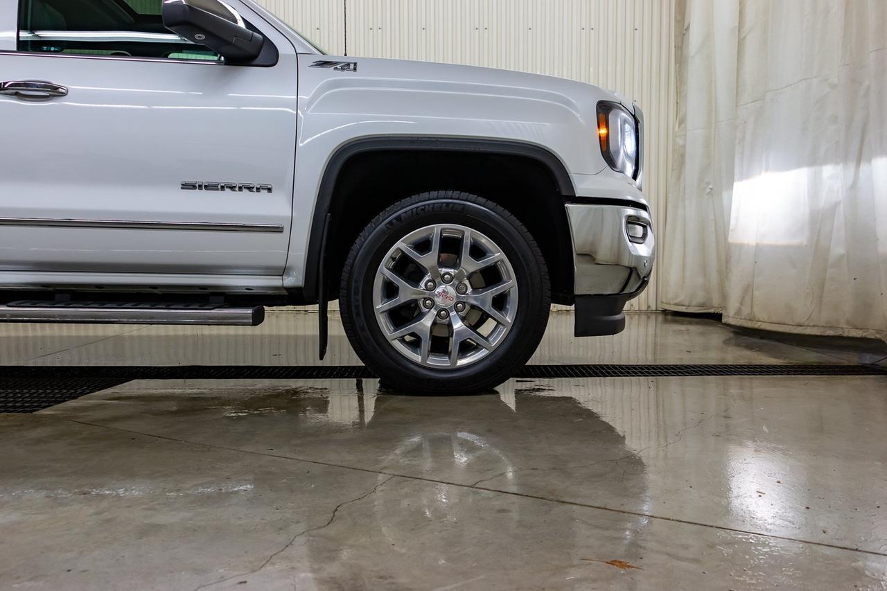 2018 GMC Sierra 1500 4x4 Crew Cab SLT Leather Roof BCam Red Deer AB